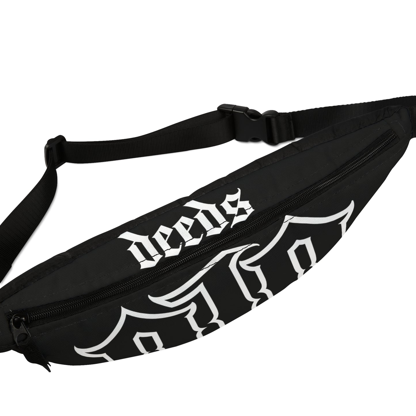 010 Fanny pack